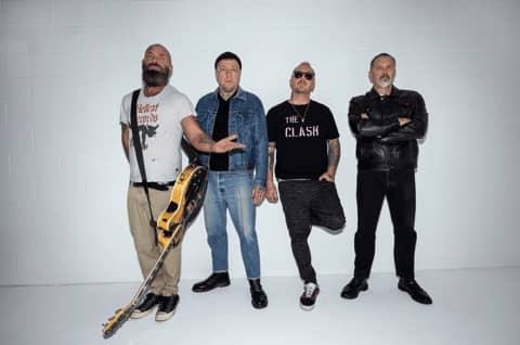 10枚目の記念碑的な作品、パンク・ロック・レジェンドRANCIDの進化を見よ！新作スタジオ・アルバム『TOMORROW NEVER COMES』6月2日発売！