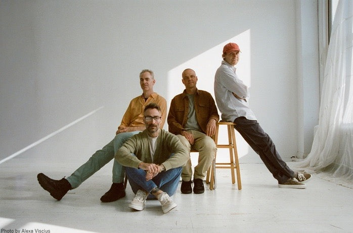 Brendan Yates（TURNSTILE）参加！AMERICAN FOOTBALL、新曲「No Feeling」リリース＆MV公開！
