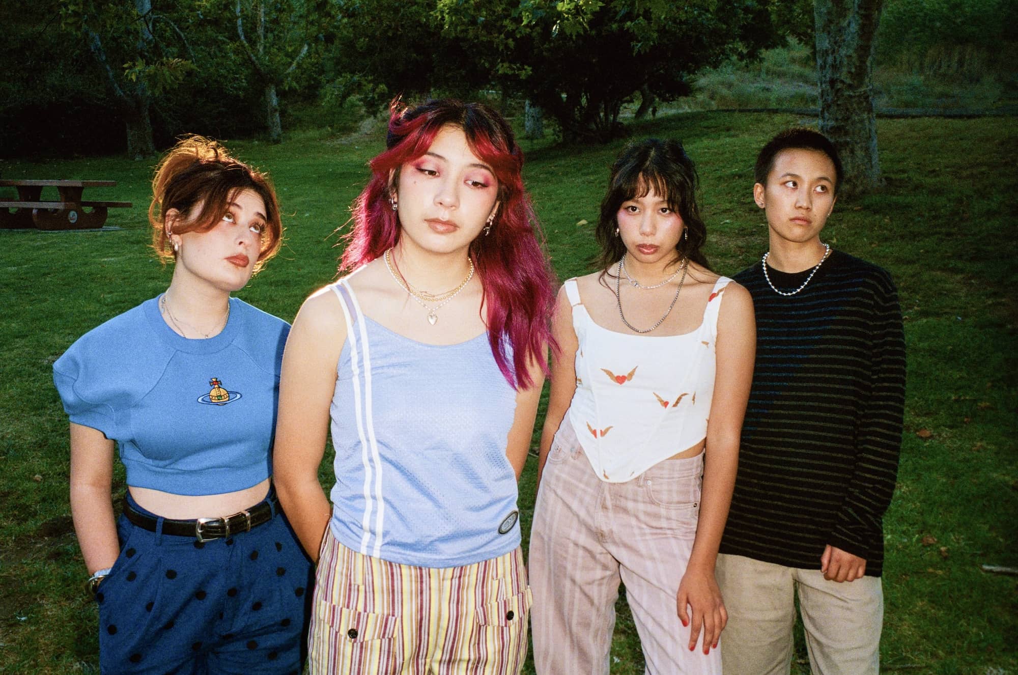 The Linda Lindas – SILENT TRADE